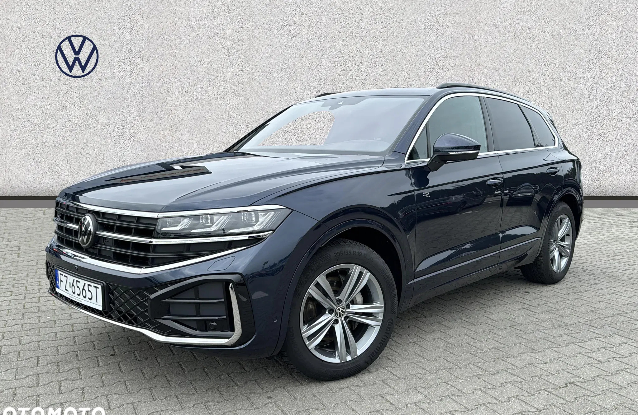 volkswagen Volkswagen Touareg cena 420000 przebieg: 19500, rok produkcji 2023 z Jelcz-Laskowice